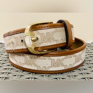 Michael Kors women’s belt